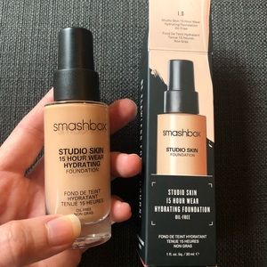Smashbox 24 hour wear hydrating foundation full size shade 1.0